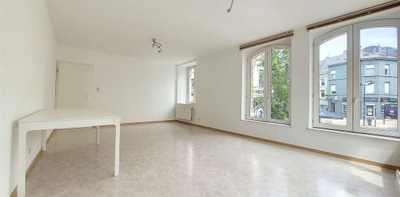 Appartement te huur in Arlon voor € 900 met 2 slaapkamers - Foto 2
