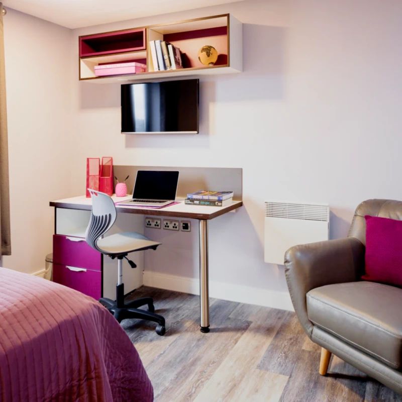 Cute studio close to Headingley Stadium - Photo 1