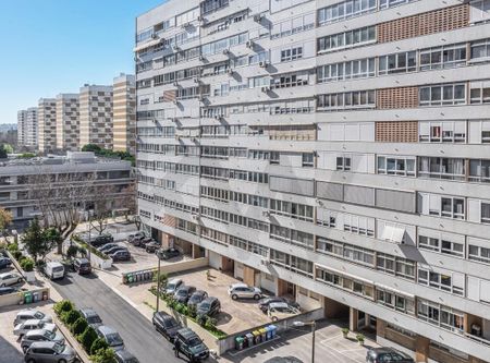 PORTELA LRS, Lisbon - Photo 2