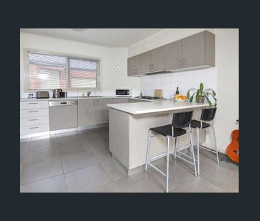 *REGISTER TO INSPECT VIA REALESTATE.COM.AU LINK & PHOTO ID MUST BE ... - Photo 3