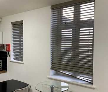 Studio to rent - Photo 2