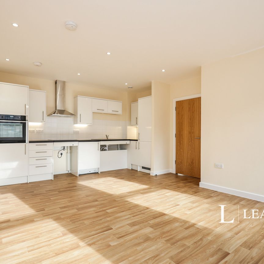 1 bedroom apartment to rent St. Peters Gardens, Marefair, Northampton, Northamptonshire, NN1 - Photo 1