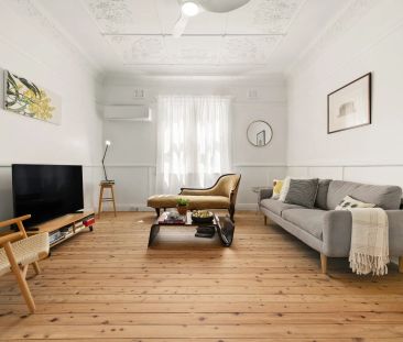Three Bedroom House - Photo 1