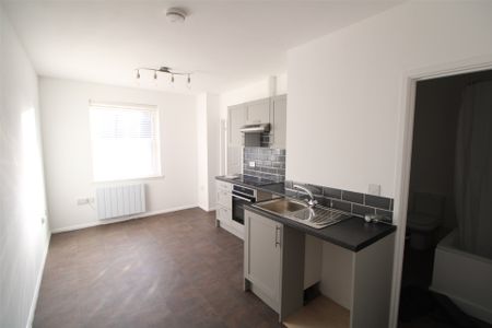 High Street, Wivenhoe, Colchester - Photo 5