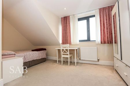 5 bedroom terraced house to rent - Photo 3