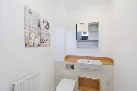 2 Bed Flat, Harston Walk, E3 - Photo 4