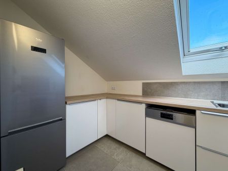 Zentral gelegen: 3-Zimmer Wohnung in Friedberg mit großer Terrasse - Photo 5