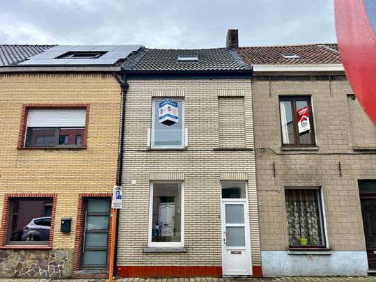 Energiezuinige woning nabij station Eeklo met 3 slaapkamers - Photo 1