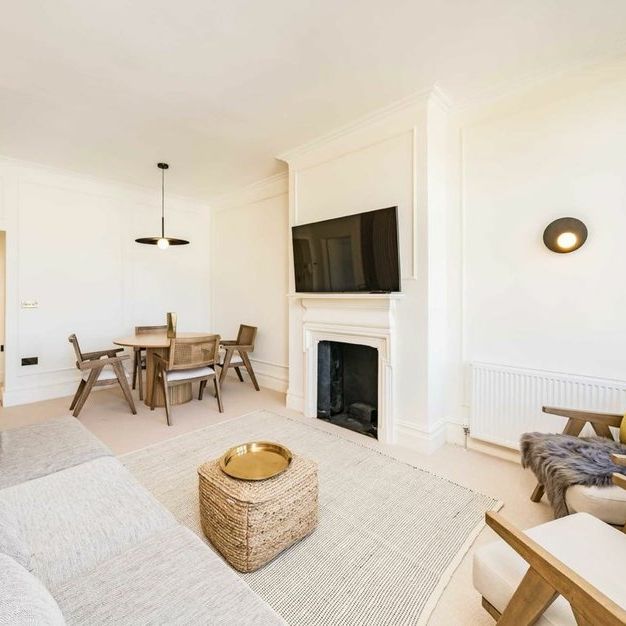 Kings Road - Photo 1