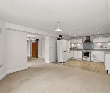 3 bedroom apartment to rent - Photo 4