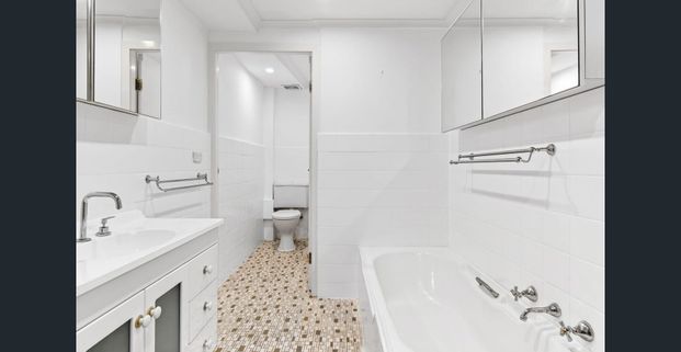 Fresh in Freshwater - Photo 1