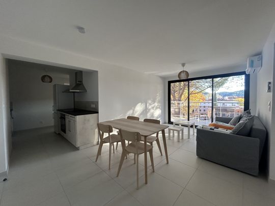 Appartement - Aix-En-Provence (13100) - 79.85 m² - - Photo 1
