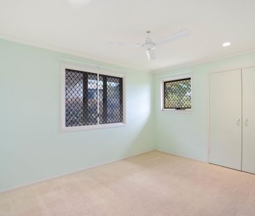 CHARMING FAMILY HOME IN SOUGHT AFTER LOCATION! - Photo 2