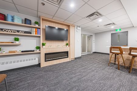 For Lease - 2220 Marine Drive Unit# 308, Oakville, Ontario - Photo 2