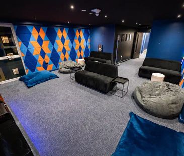 Gold Studio - Photo 2