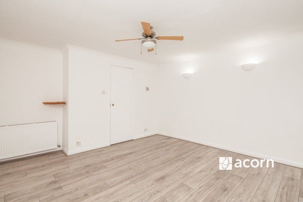 Owen Walk, London, SE20 - Photo 1