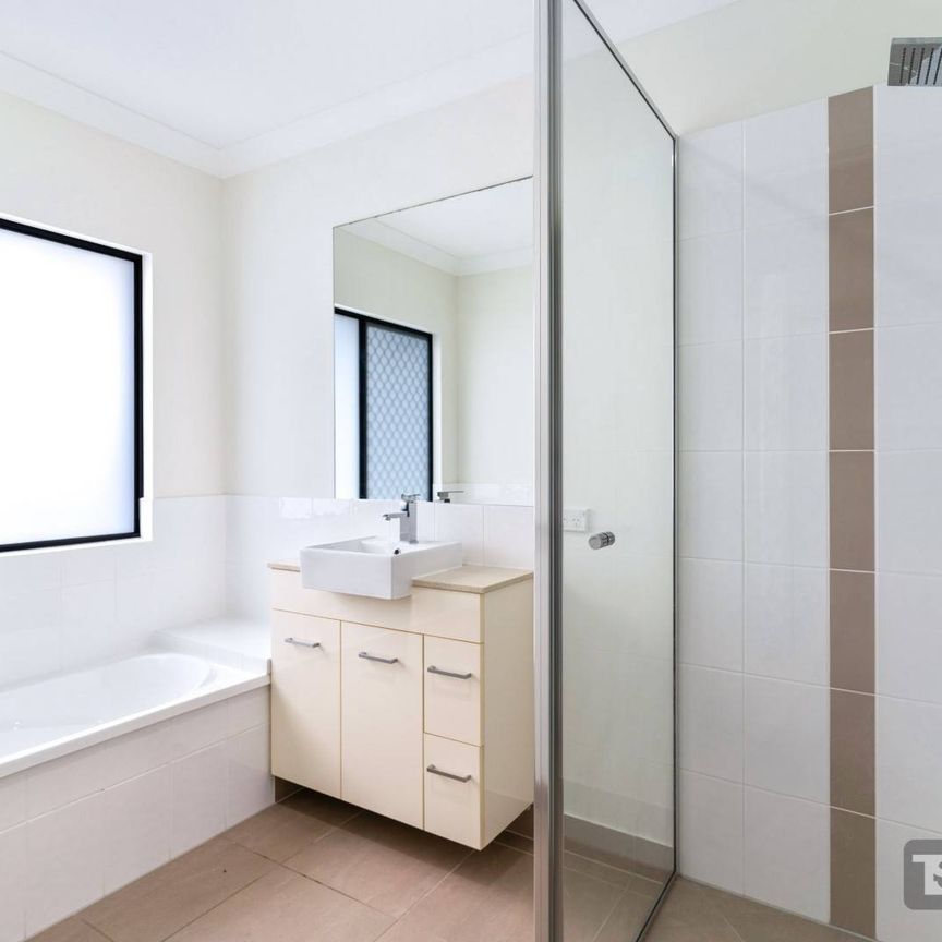 2 Hideaway Close, Palm Cove - Photo 1