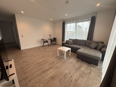 Fauna Walk, Watford - Photo 2