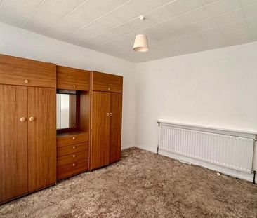 3 bedroom bungalow to rent - Photo 4