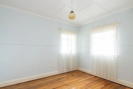 17 Kivas Street, Tarragindi QLD 4121 - House For Rent | Domain - Photo 5