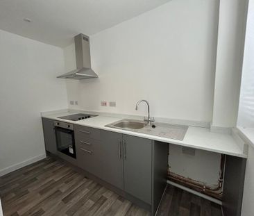 1 bedroom flat to rent - Photo 2