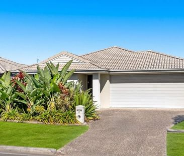 Modern Family Living in a Prime Pimpama Location - Spacious 4-Bedro... - Photo 6