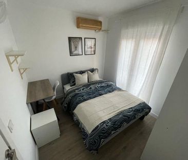 Carrer dAlmoines, Valencia, Valencian Community 46018 - Photo 4