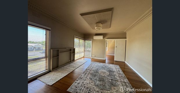 WITHIN WALKING DISTANCE TO THE CBD - Photo 1