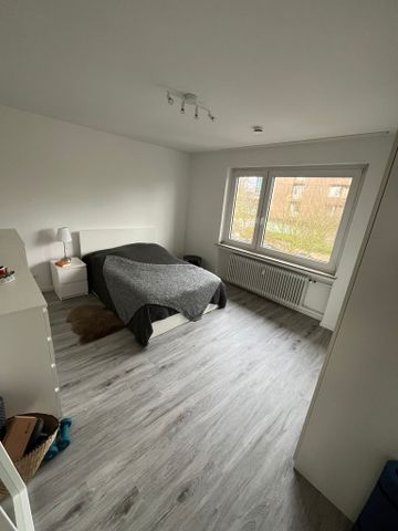 Gemütliche 2 Zimmer mit Einbauküche & Balkon in zentraler Lage - Photo 5