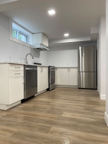 For Lease - 2145 Westbourne Avenue Unit# B, McKellar Heights - Glabar Park and Area, Ontario - Photo 4