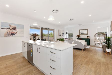 Modern, Low-Maintenance Living in Sought-After Bourkelands - Photo 2