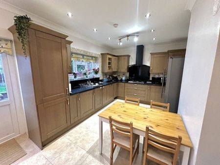 Craven Gardens, Ilford, IG6, Property for rent - Photo 3