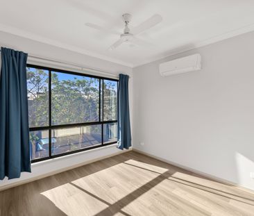 1 Kestrel Way, Fitzgibbon QLD 4018 - House For Rent - $600 | Domain - Photo 3