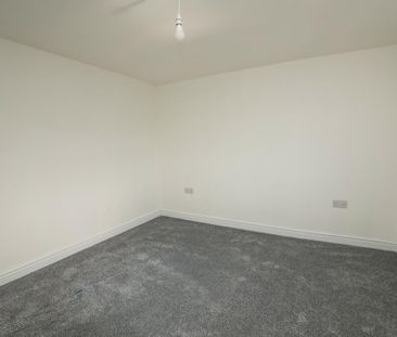 3 bed House - Terraced for Rent - Photo 6