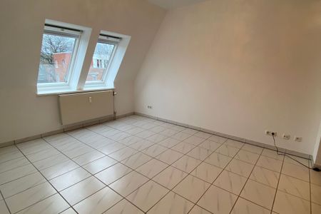 Lichtdurchflutete 2-Zimmer-Penthouse-Wohnung mit TG-Stellplatz - Foto 4