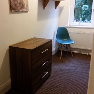 6 bed house-share with 2 shared bathrooms - Photo 2