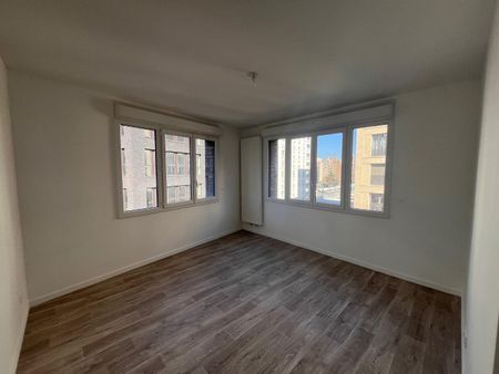 location Appartement T4 DE 78.4m² À BOBIGNY - Photo 4