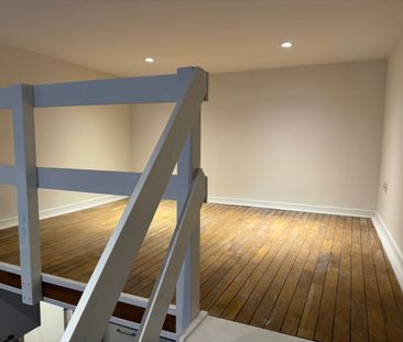 Gelijkvloers studio / volledig vernieuwd / goede ligging - Foto 5