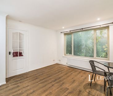 3 bedroom house to rent North Denes Road, NR30 - Photo 2