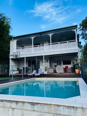 Greenslopes - Photo 2