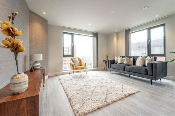 2 bedroom flat to rent - Photo 1