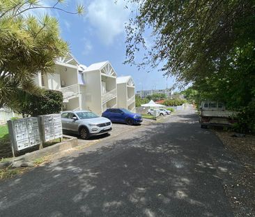 Apartment - Photo 3