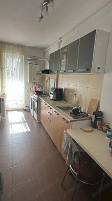 Berceni metrou etaj 3 biruintei 89 - Photo 1