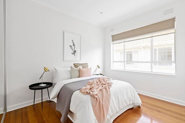 4/18 King Street, Elsternwick. - Photo 1