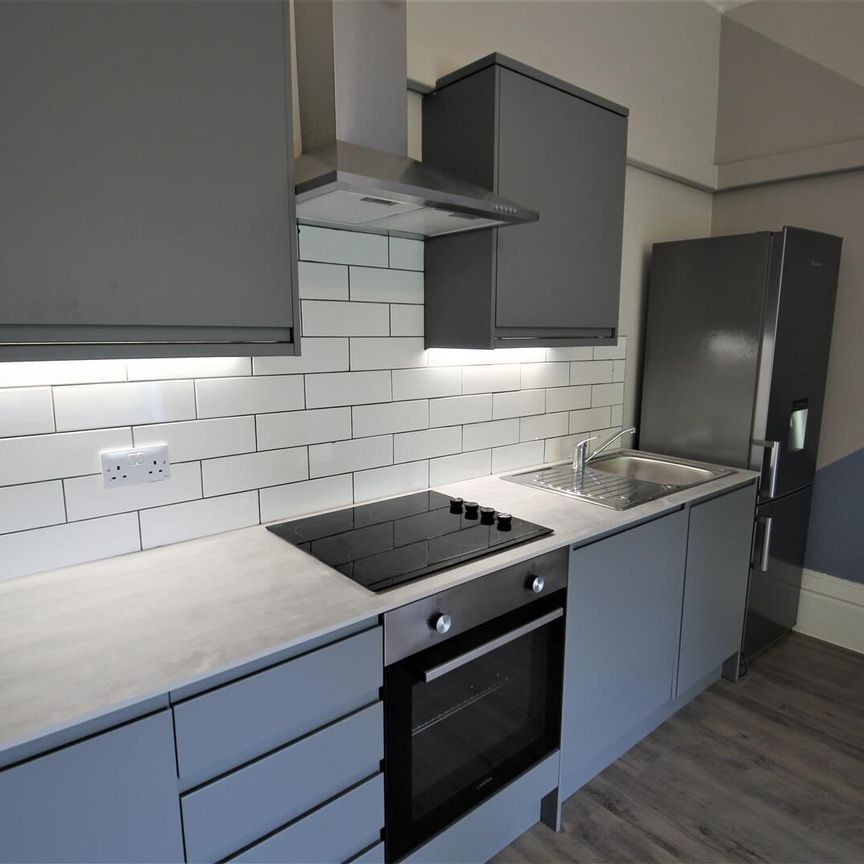The Towers, Armley, LS12 3SQ, Leeds - Photo 1