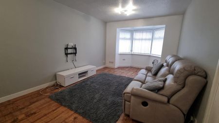 2 bedroom semi-detached house to rent - Photo 2