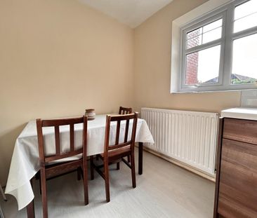 2 bedroom semi-detached house to rent - Photo 2