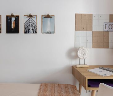 Carrer de Nàpols, Barcelona, Catalonia 08013 - Photo 3