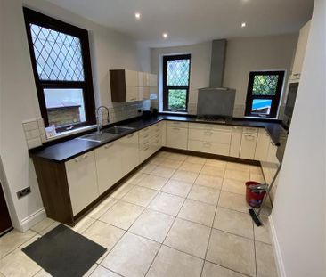 6 bedroom private hall to rent - Photo 2