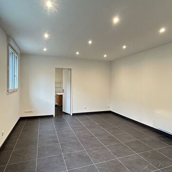 Appartement 1 pièces 27m2 REIMS 530 euros - Photo 1